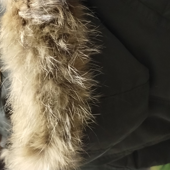 Andrew Marc coat size small - Picture 5 of 9